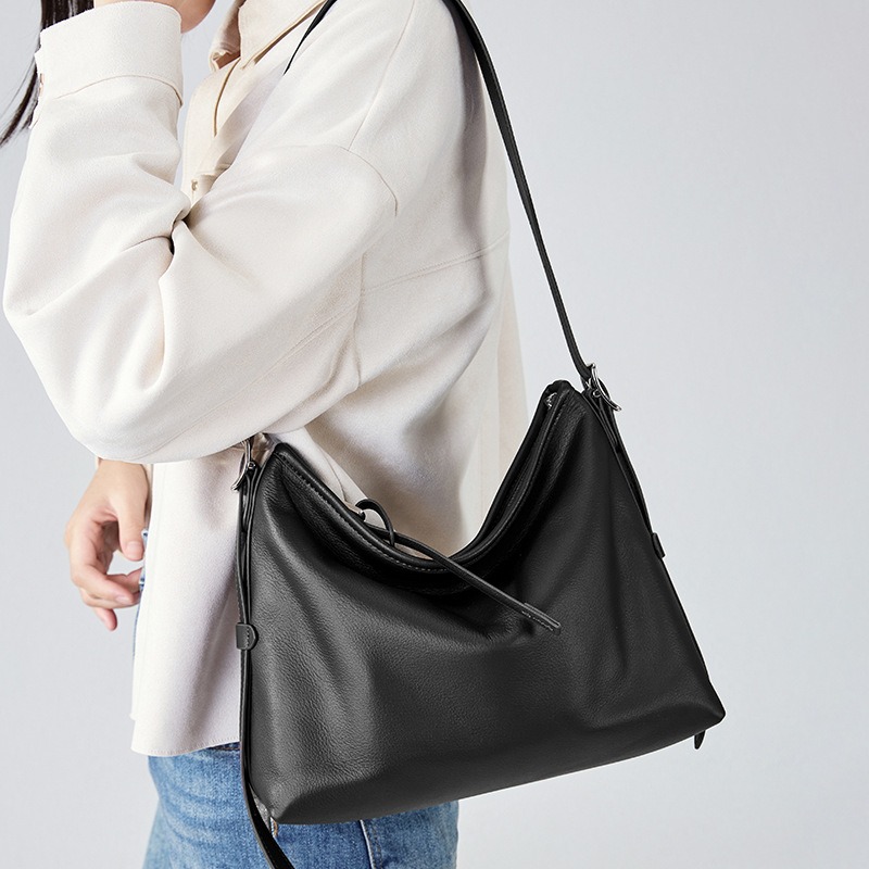 Genuine Leather Shoulder Tote  - Quiet Luxury Bags Tote ulasan dan harga