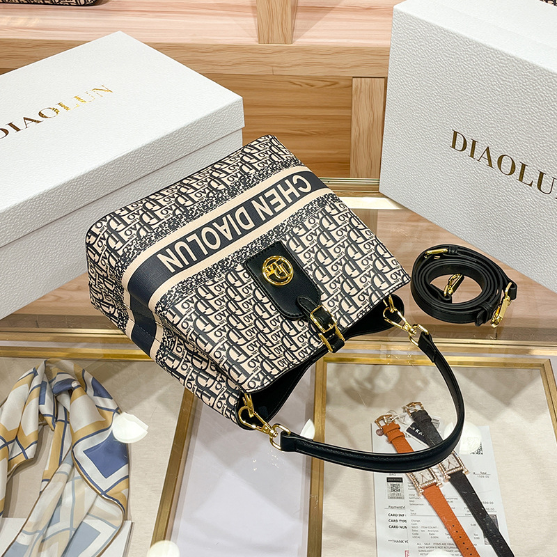 Popular Classic Ladies Handbag - Luxury Bags For Sale ulasan dan harga